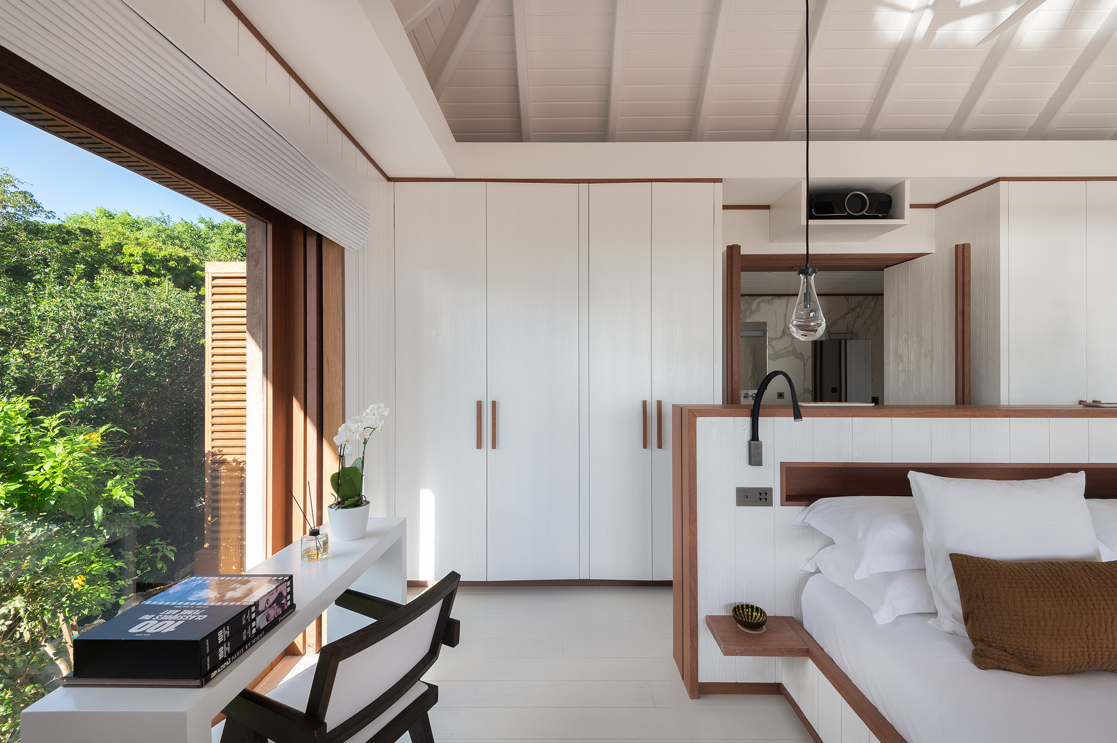 Villa Aura – luxury villa rental located in Gouverneur, St Barth.