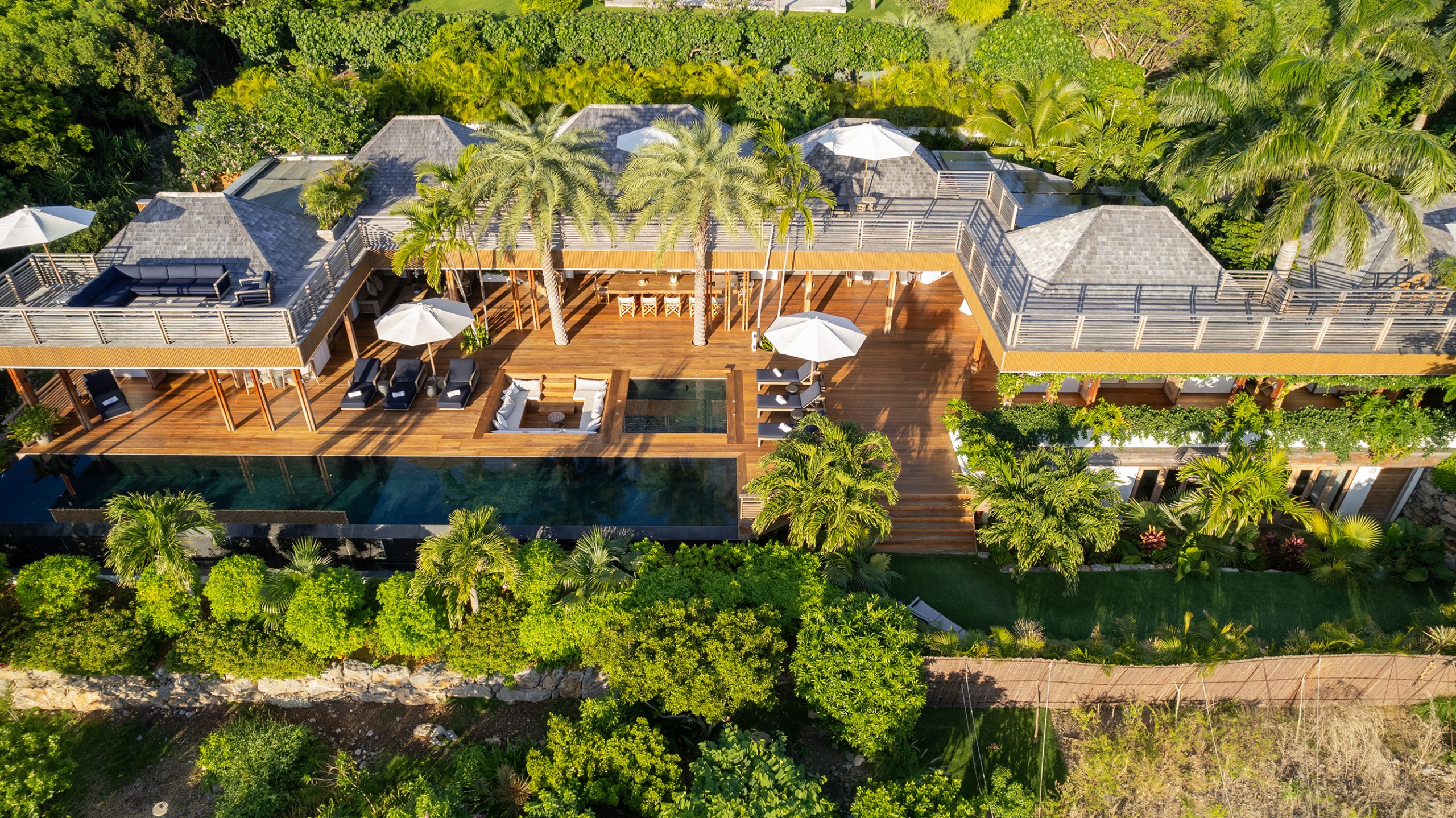 Villa Aura – luxury villa rental located in Gouverneur, St Barth.