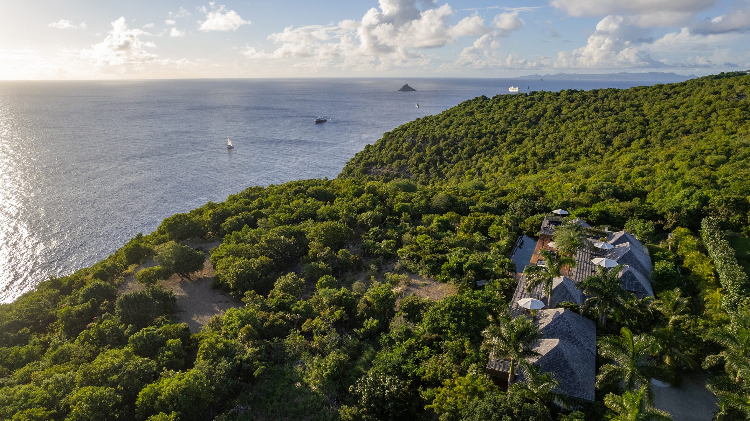 Villa Aura – luxury villa rental located in Gouverneur, St Barth.