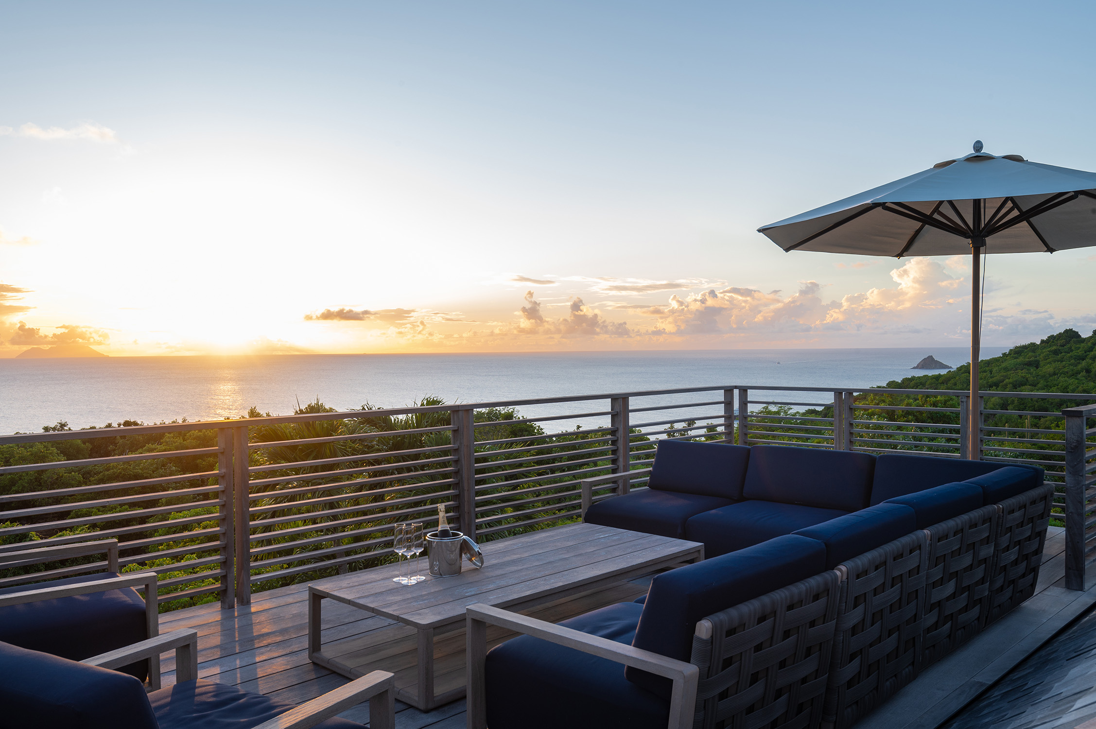 Villa Aura – luxury villa rental located in Gouverneur, St Barth.