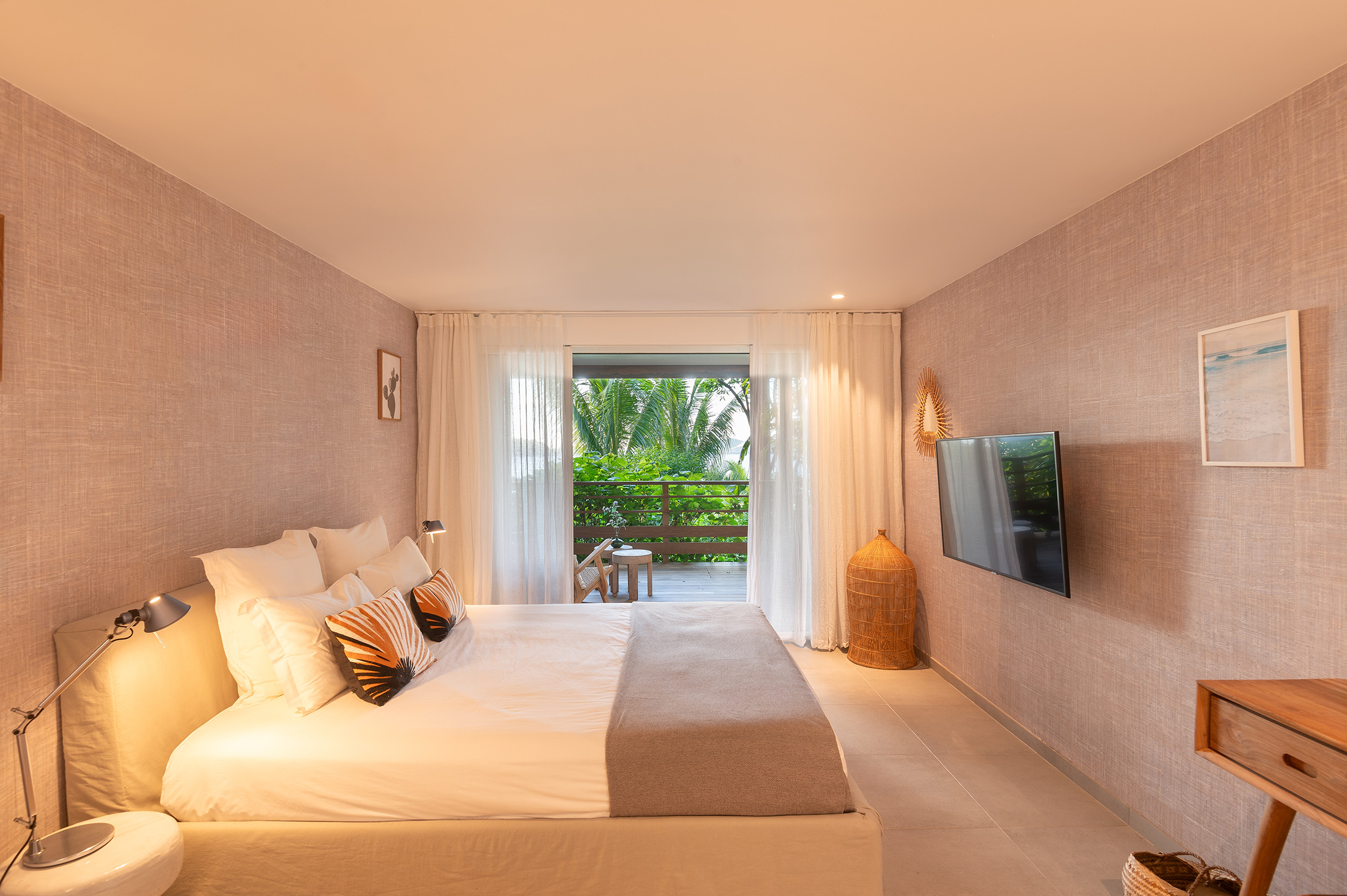 Contemporary 3-Bedroom Villa in Pointe-Milou, St Barts with Ocean Views