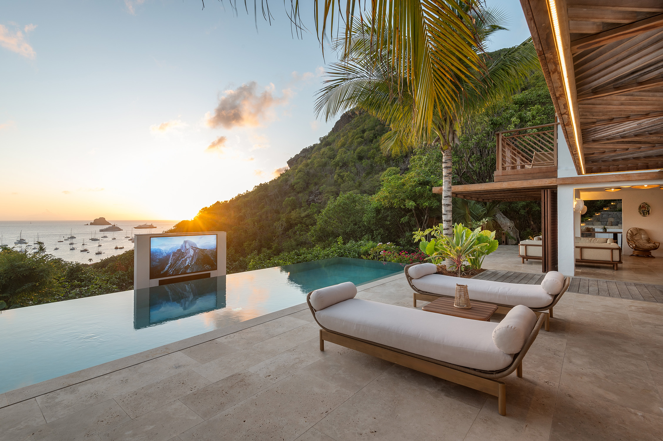 Stunning 4-Bedroom Villa with Sunset Views in Corossol, St Barth