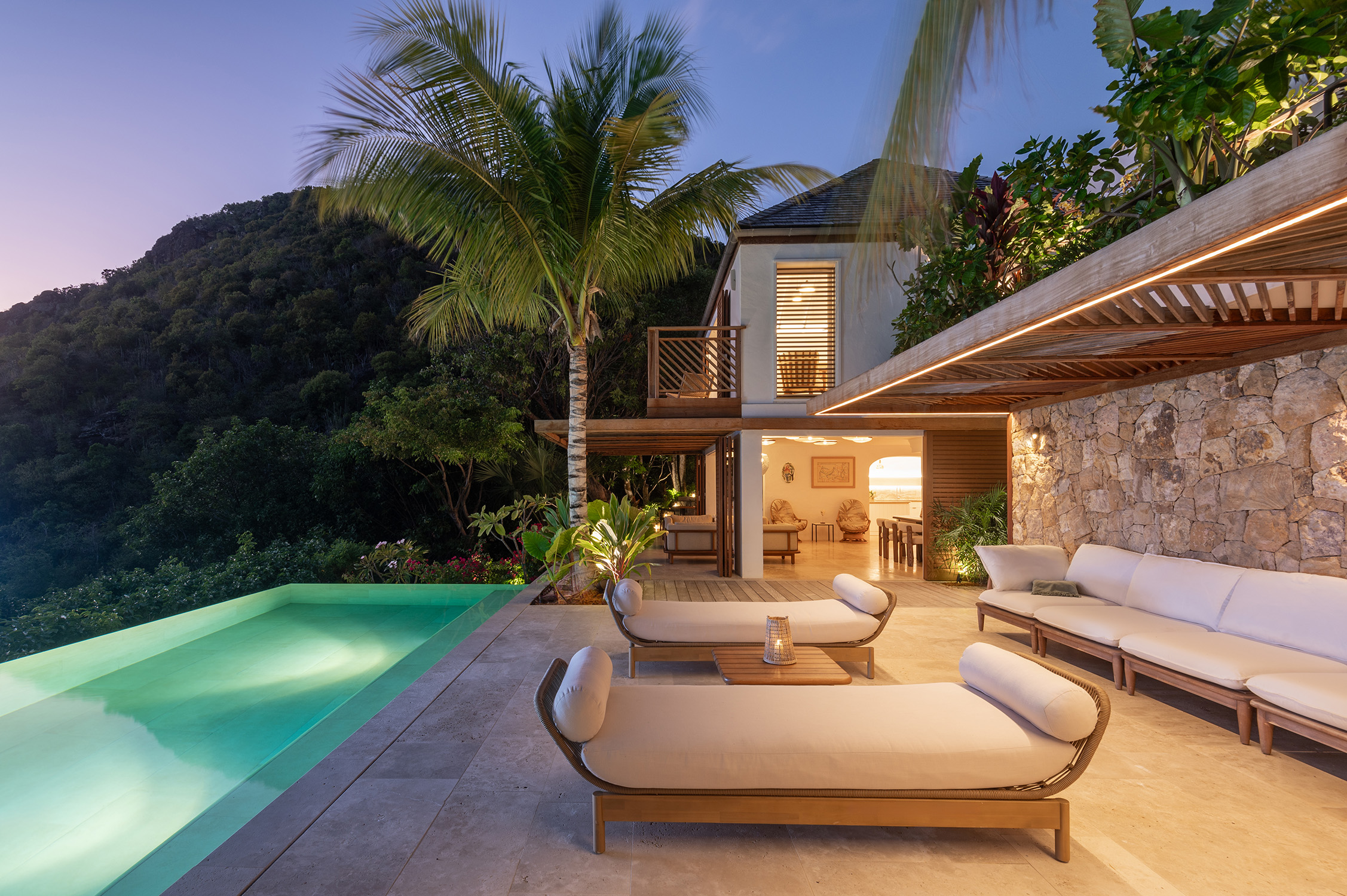 Stunning 4-Bedroom Villa with Sunset Views in Corossol, St Barth