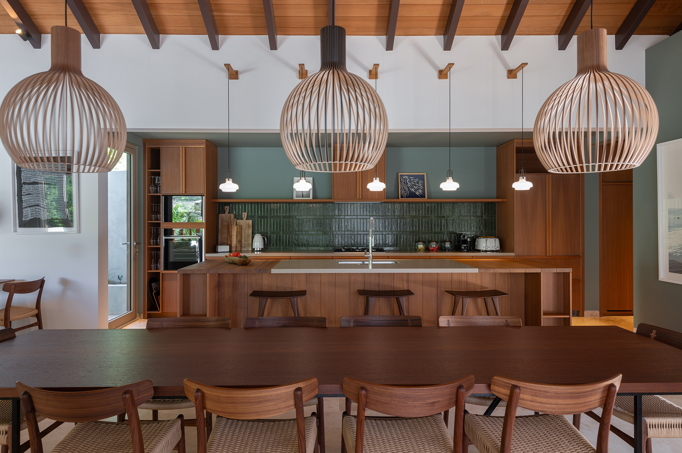 Villa Linda – Luxury 5-Bedroom Seafront Villa in Marigot St Barts