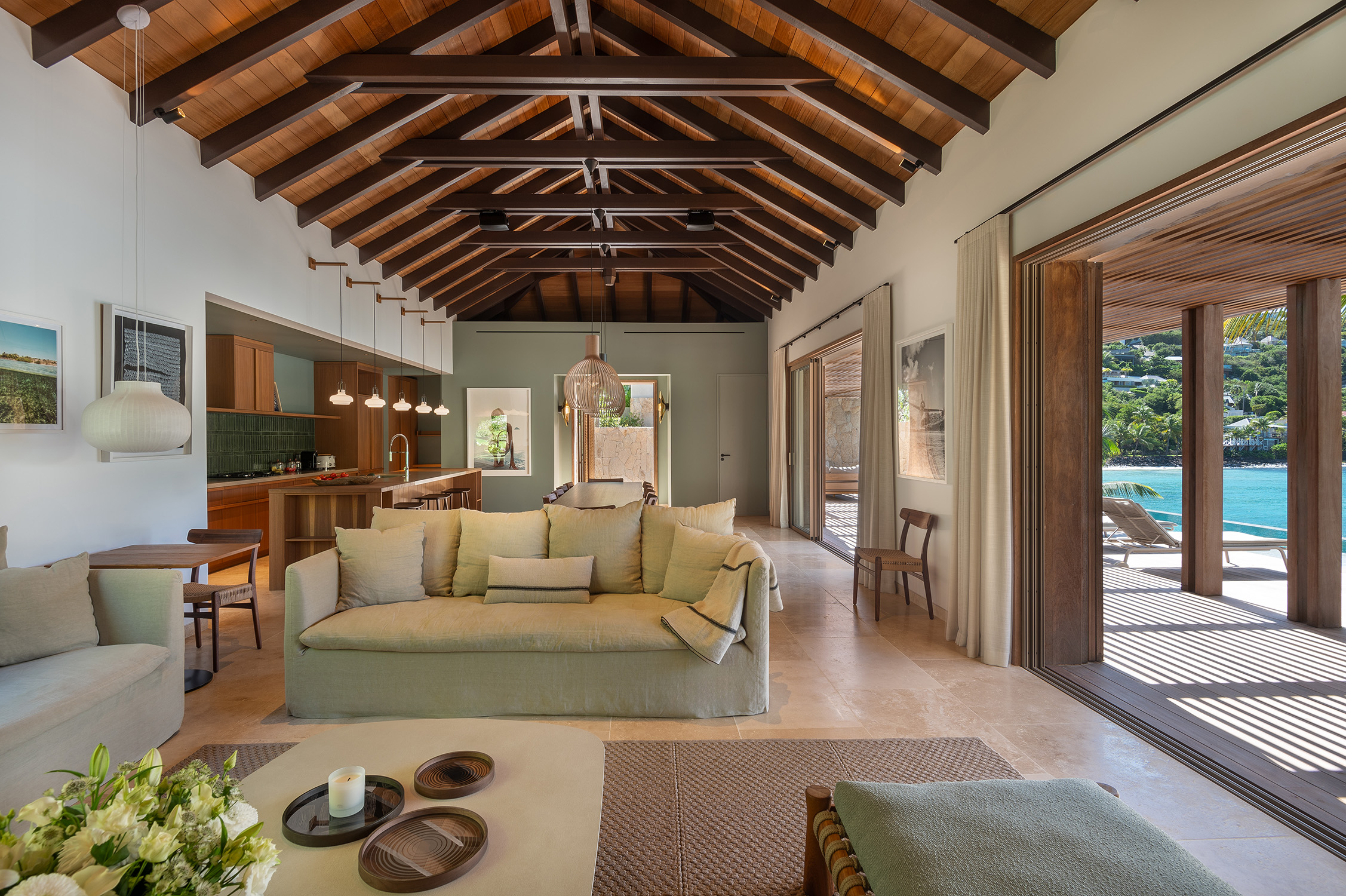 Villa Linda – Luxury 5-Bedroom Seafront Villa in Marigot St Barts