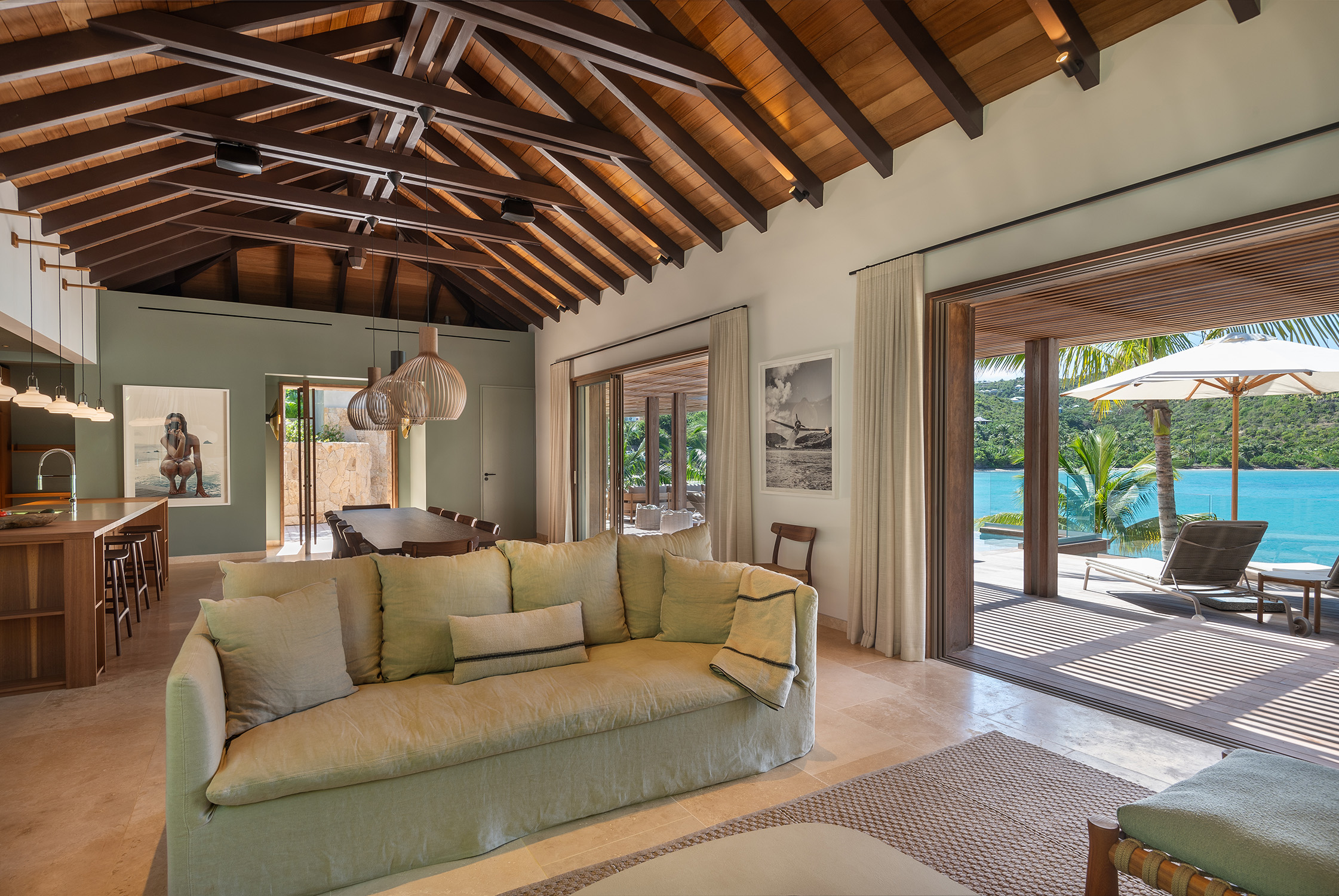 Villa Linda – Luxury 5-Bedroom Seafront Villa in Marigot St Barts