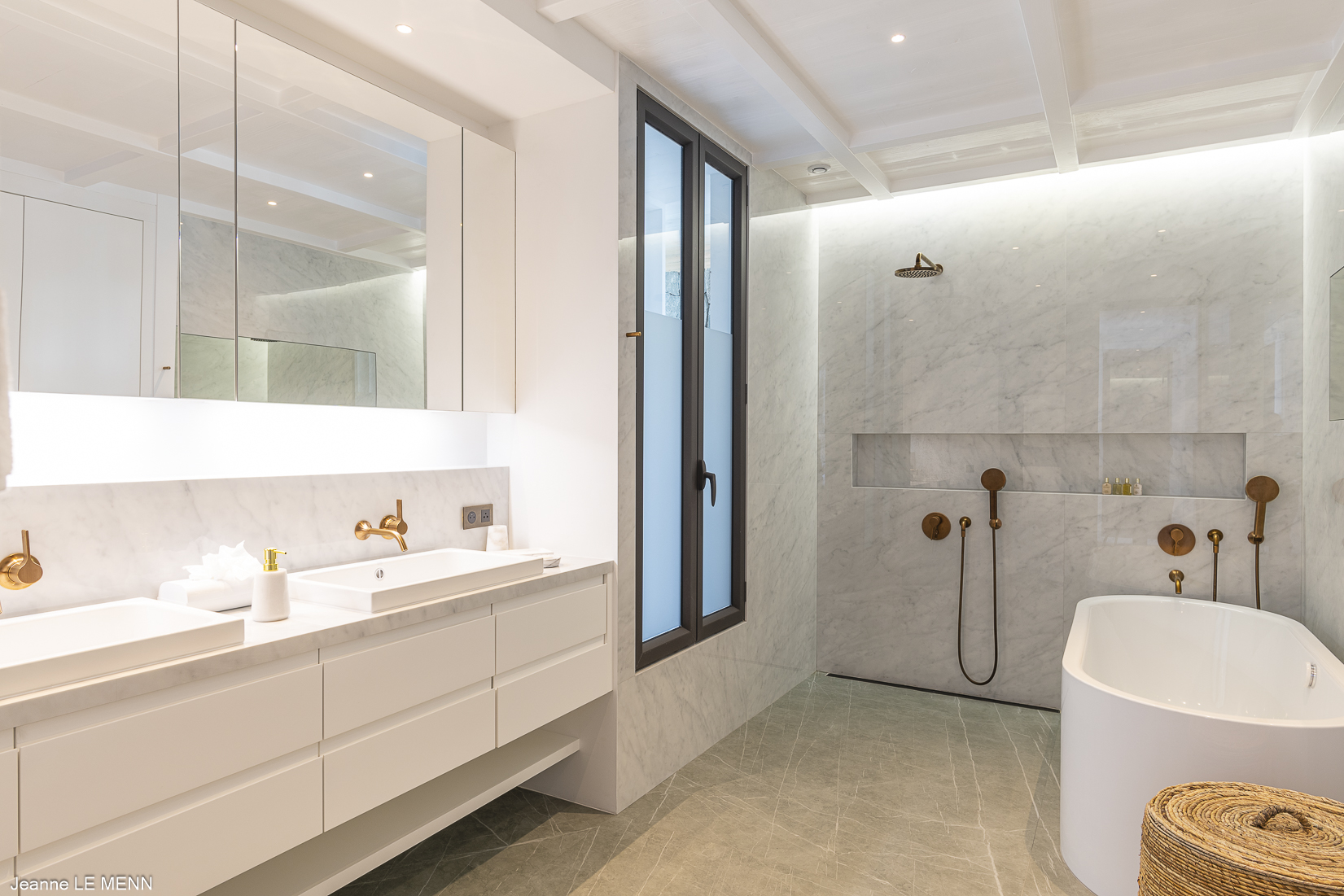 Villa Roxanne – Luxury 6-Bedroom Villa for rent in Gustavia St Barts with Sunset Views