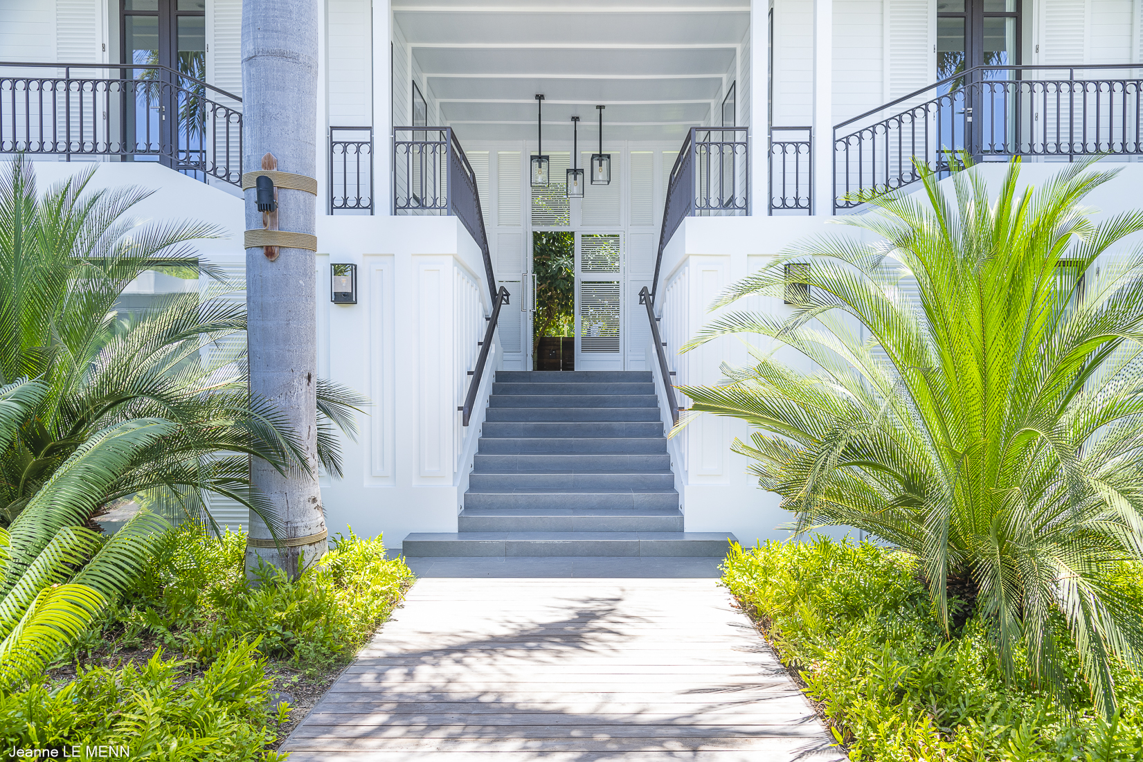 Villa Roxanne – Luxury 6-Bedroom Villa for rent in Gustavia St Barts with Sunset Views